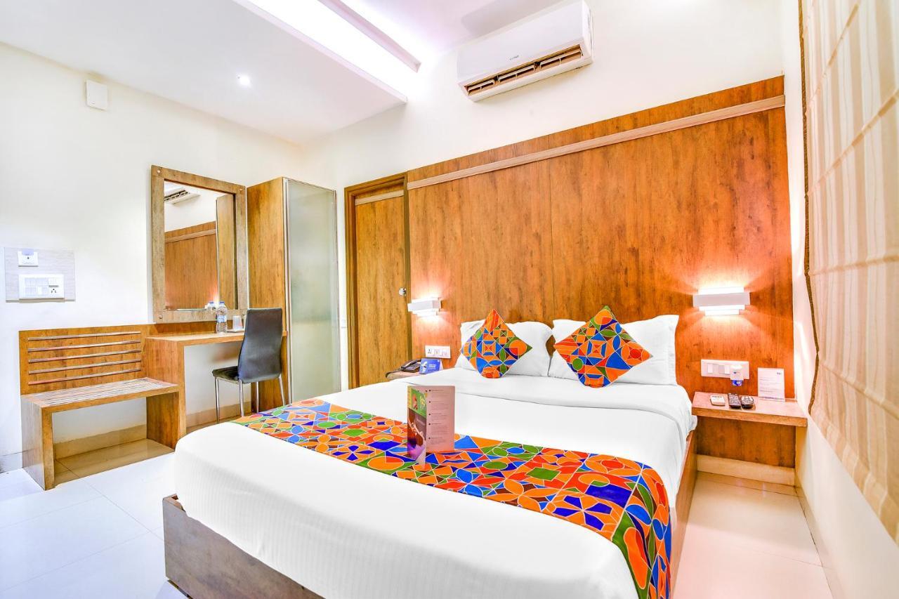 Fabhotel Arastu Nampally Хайдарабад Экстерьер фото